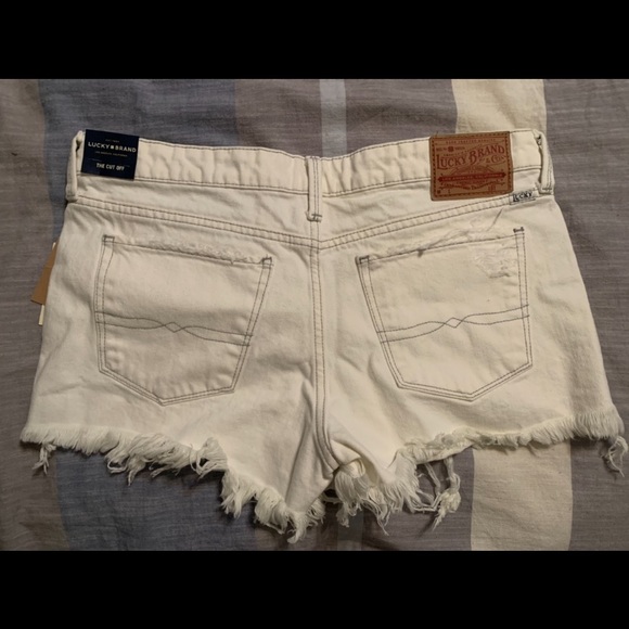 Lucky Brand “The Cut Off” White Denim Short - Picture 2 of 2